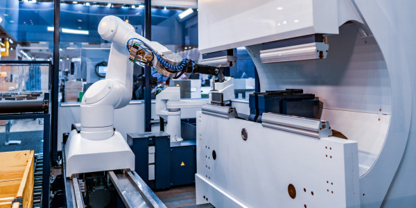 Células Robotizadas Campdevànol · Celdas Robóticas para Procesos Industriales